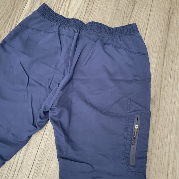 Grey's Anatomy Women's Scrubs Navy Blue Size Medium Petite - Picture 6 of 8